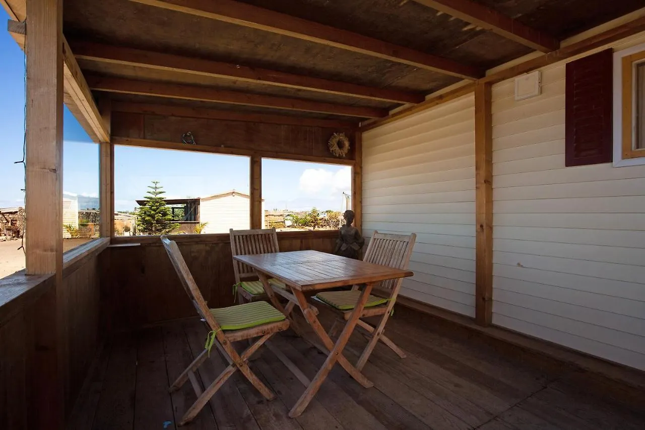 Tiny House With Sea View Villa El Cotillo